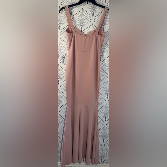 Elegant Pink Sleeveless Prom Dress - Picture 2 of 4